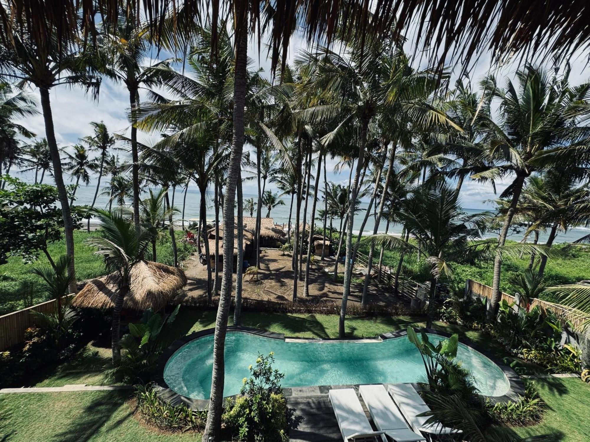 Uma Pantai Seseh Hotell Canggu Exteriör bild
